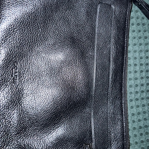 Large black Coach clutch/wristlet - Picture 3 of 6